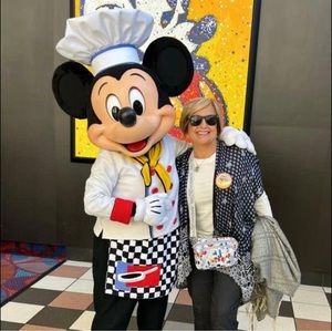 Meet your Posher, Merce